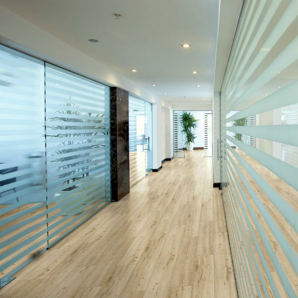 Laminate Swiss Noblesse Class 32 4V - 3180 LUGANO OAK